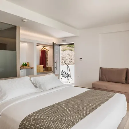 Kefalonian Escape * Valeriános